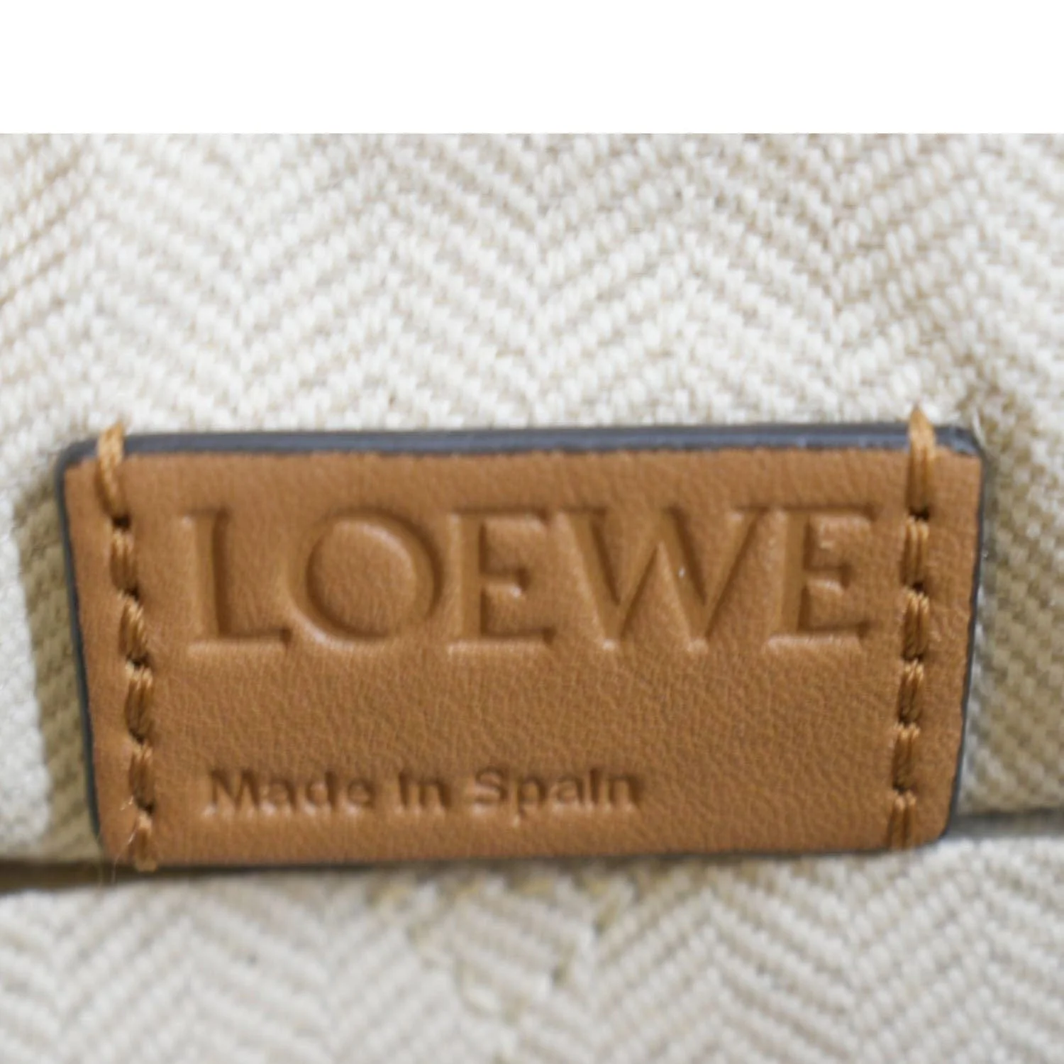 LOEWE Puzzle Leather Shoulder Bag Tan - Image 12