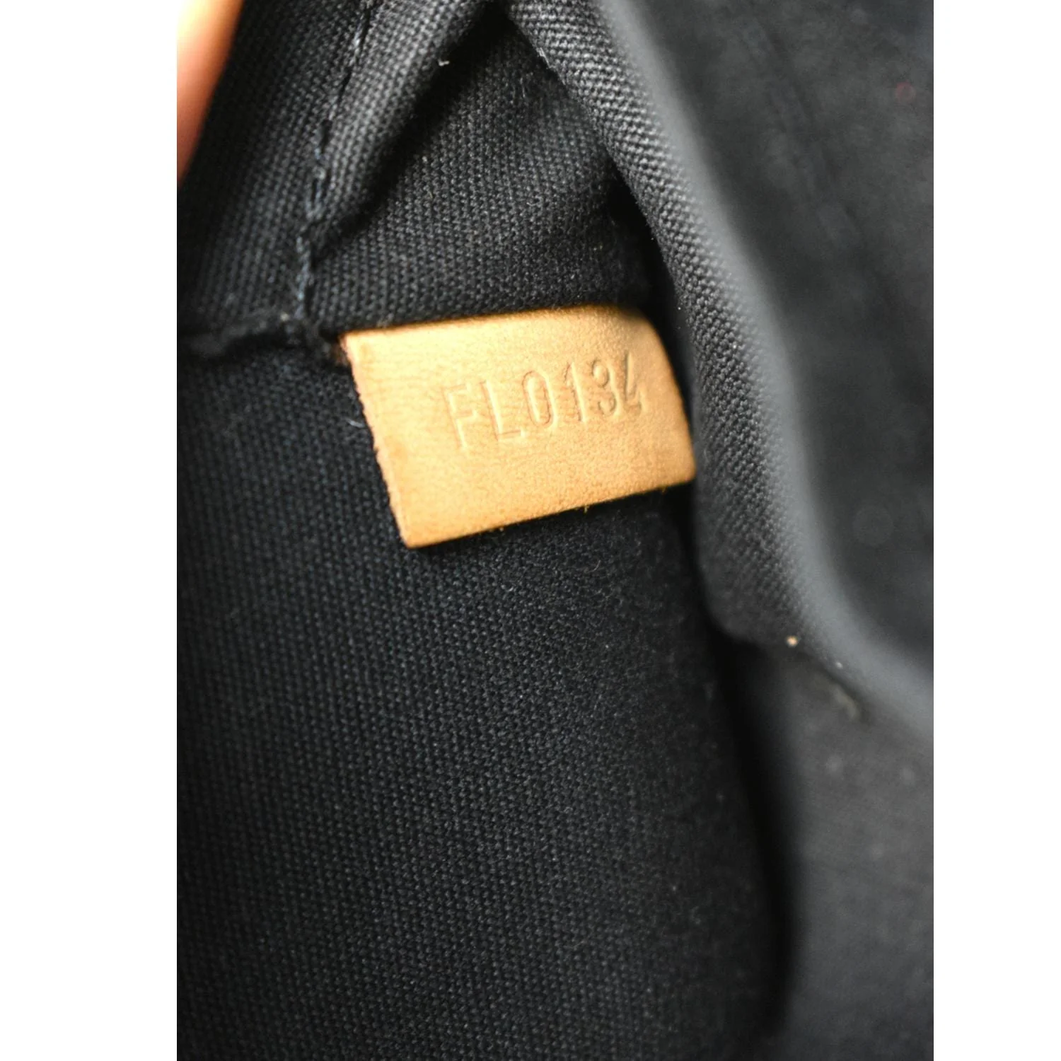 LOUIS VUITTON Alma BB Vernis Leather Satchel Crossbody Bag Black - Image 12