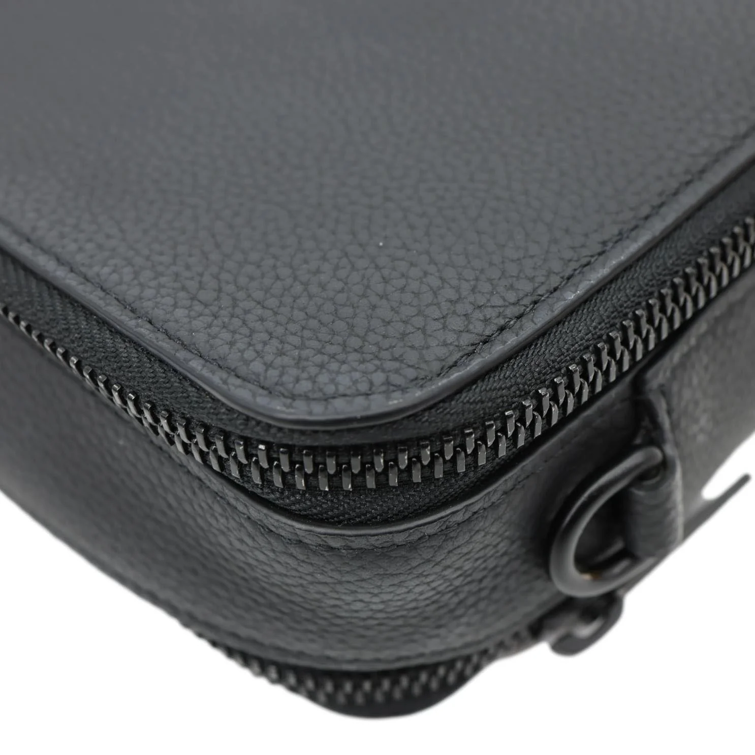 LOUIS VUITTON Alpha Wearable LV Aerogram Leather Shoulder Bag Black - Image 8