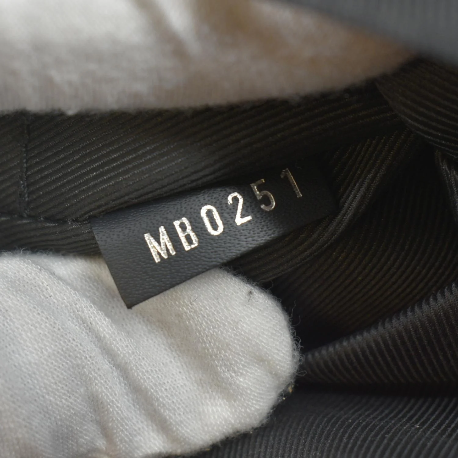 LOUIS VUITTON Avenue Sling Damier Graphite Backpack Bag Black - Image 13