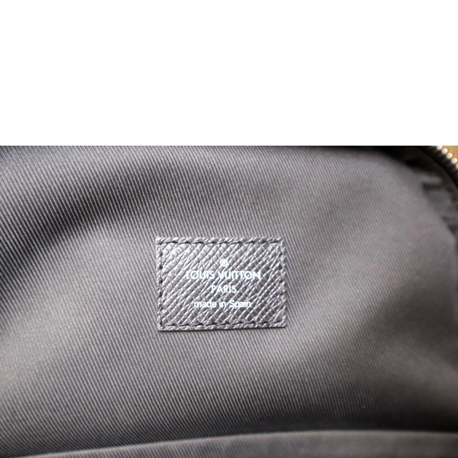 LOUIS VUITTON Avenue Sling Taiga Leather Backpack Bag Black - Image 11