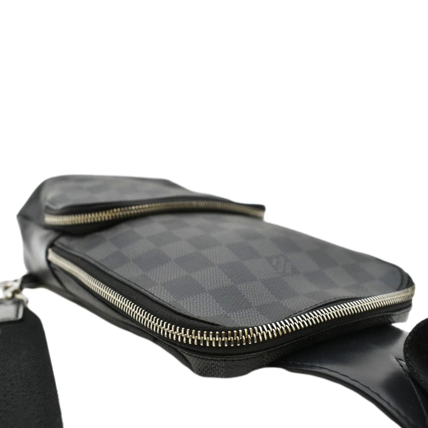 LOUIS VUITTON Avenue Sling Damier Graphite Backpack Grey - Image 6