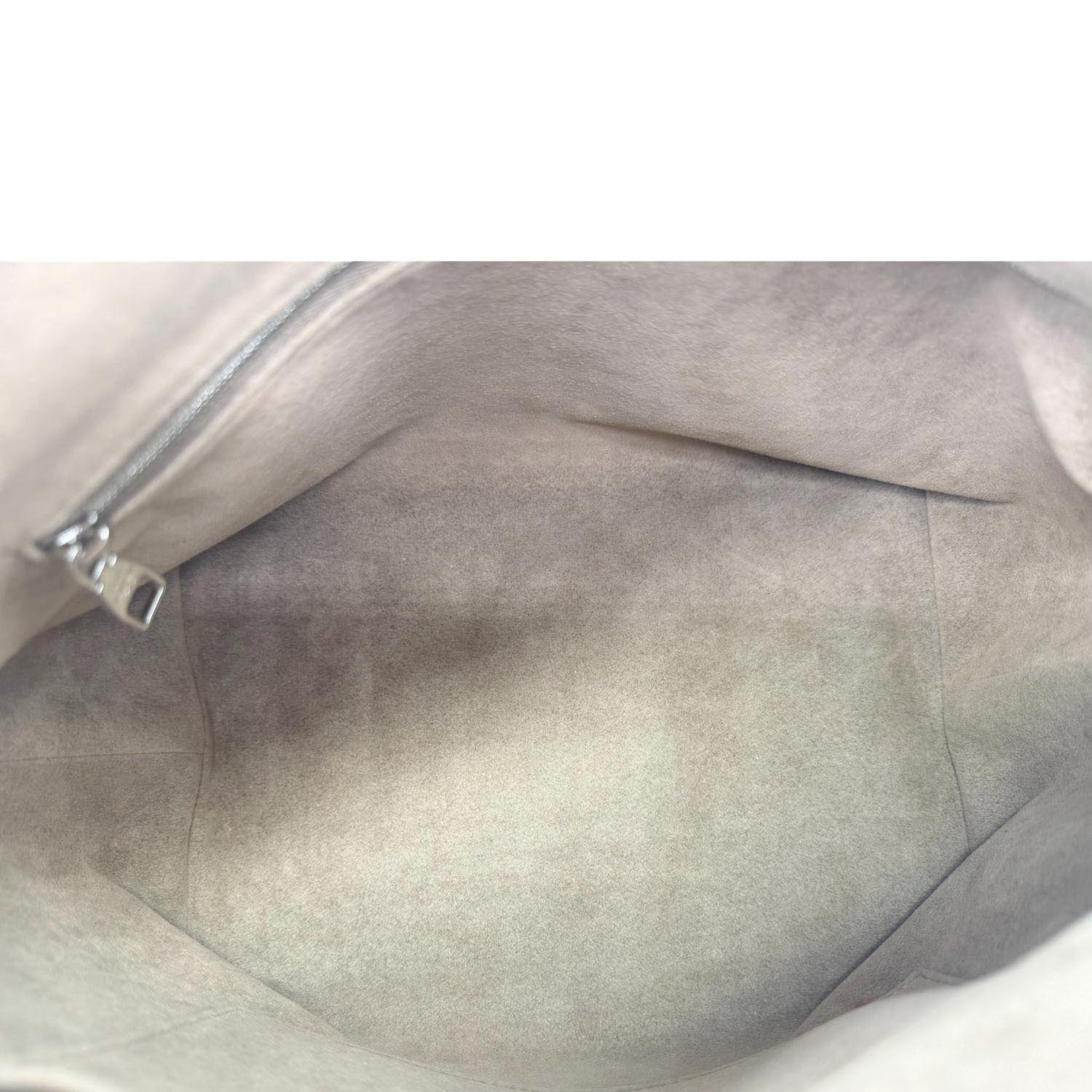LOUIS VUITTON Beaubourg Mahina MM Leather Hobo Shoulder Bag Galet - Image 11
