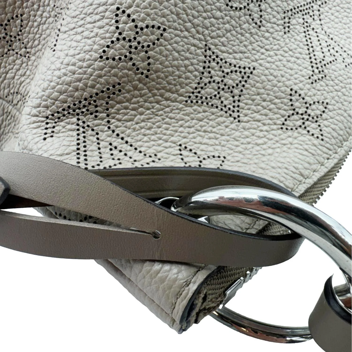 LOUIS VUITTON Beaubourg Mahina MM Leather Hobo Shoulder Bag Galet - Image 6
