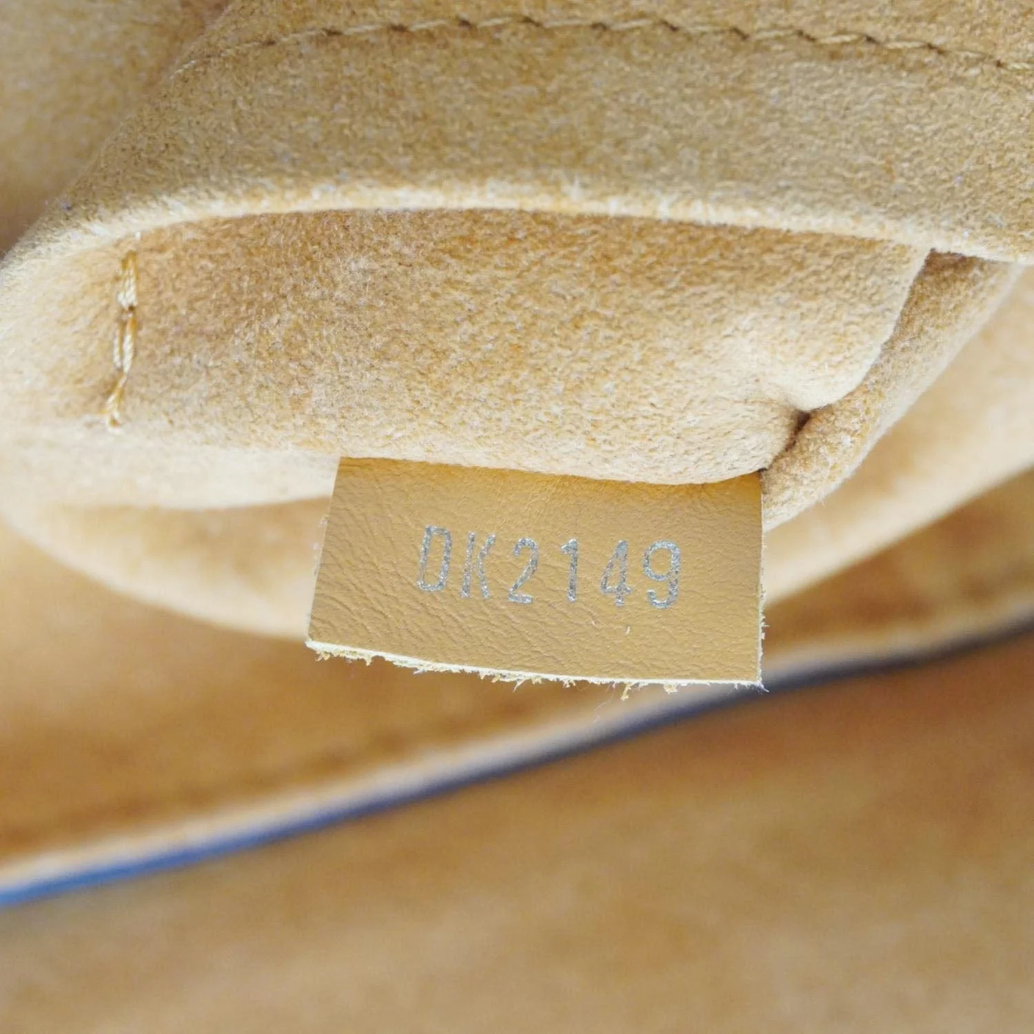LOUIS VUITTON Beaubourg MM Monogram Canvas Shoulder Bag Brown - Image 12