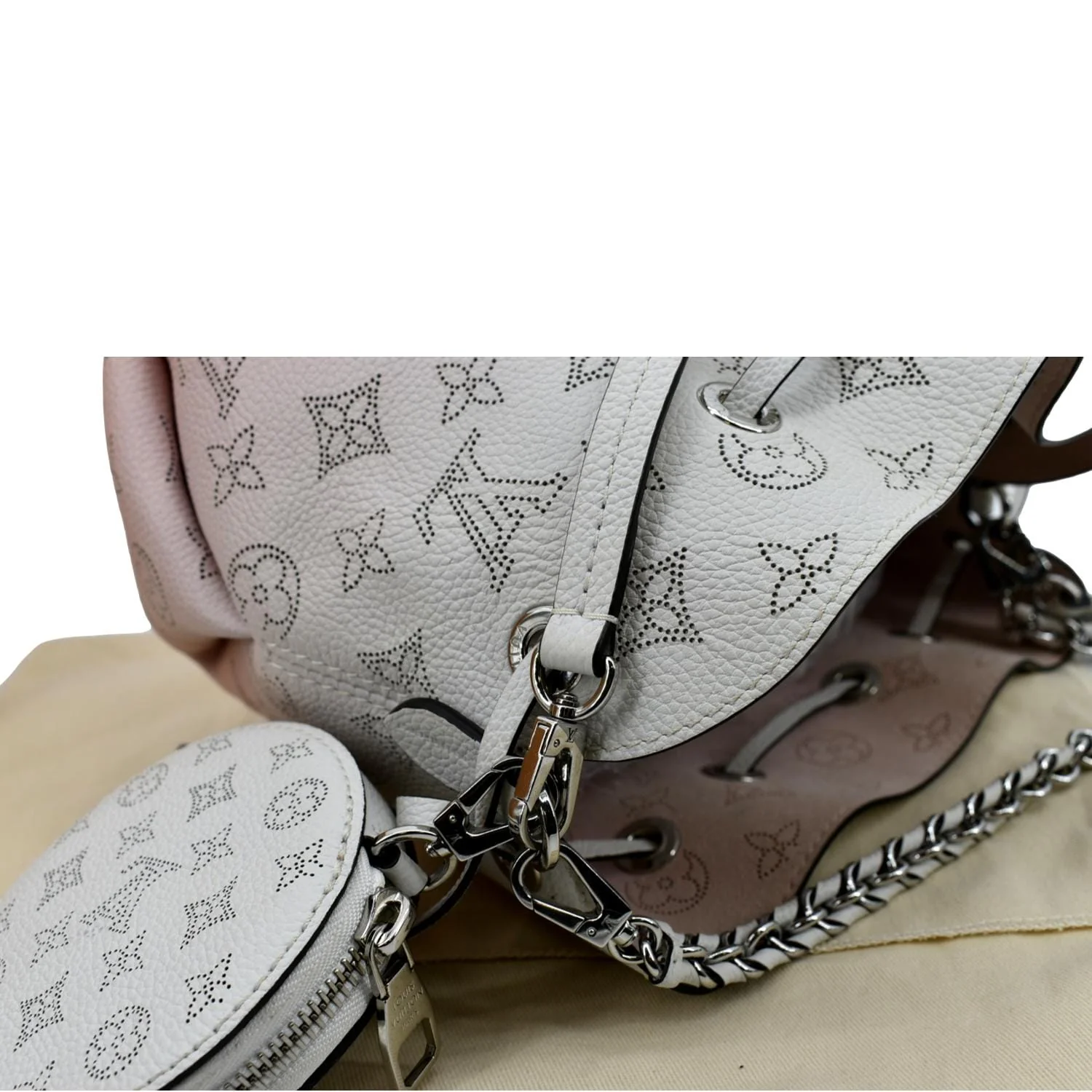 LOUIS VUITTON Bella Mahina Calf Leather Crossbody Bag Lilas - Image 6