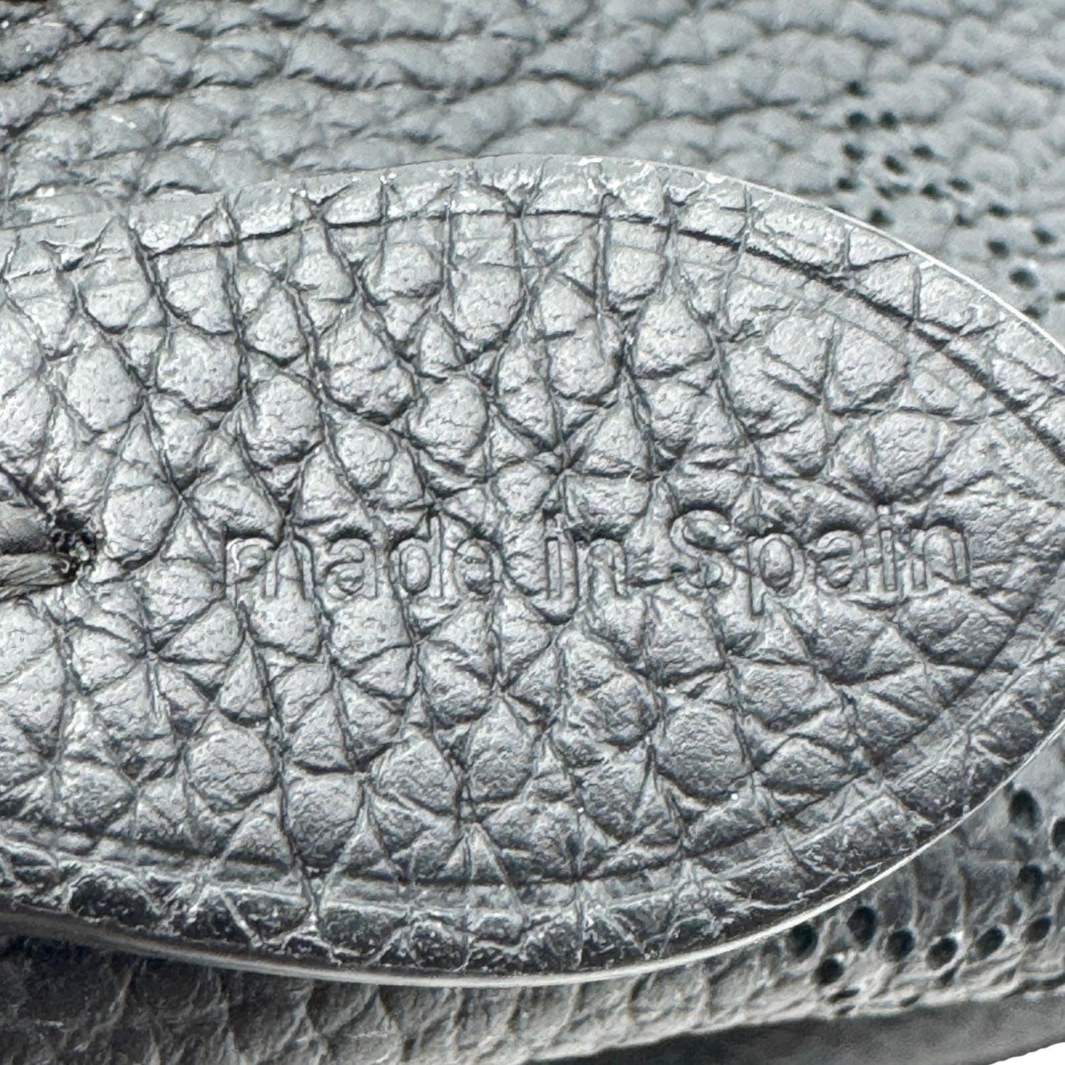 LOUIS VUITTON Bella Mahina Perforated Calf Leather Tote Shoulder Bag Black - Image 11