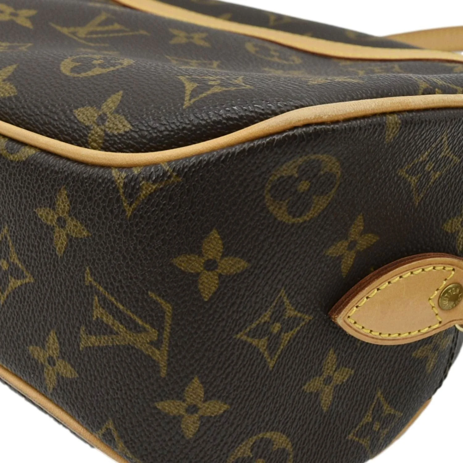 LOUIS VUITTON Blois Monogram Canvas Crossbody Bag Brown - Image 8