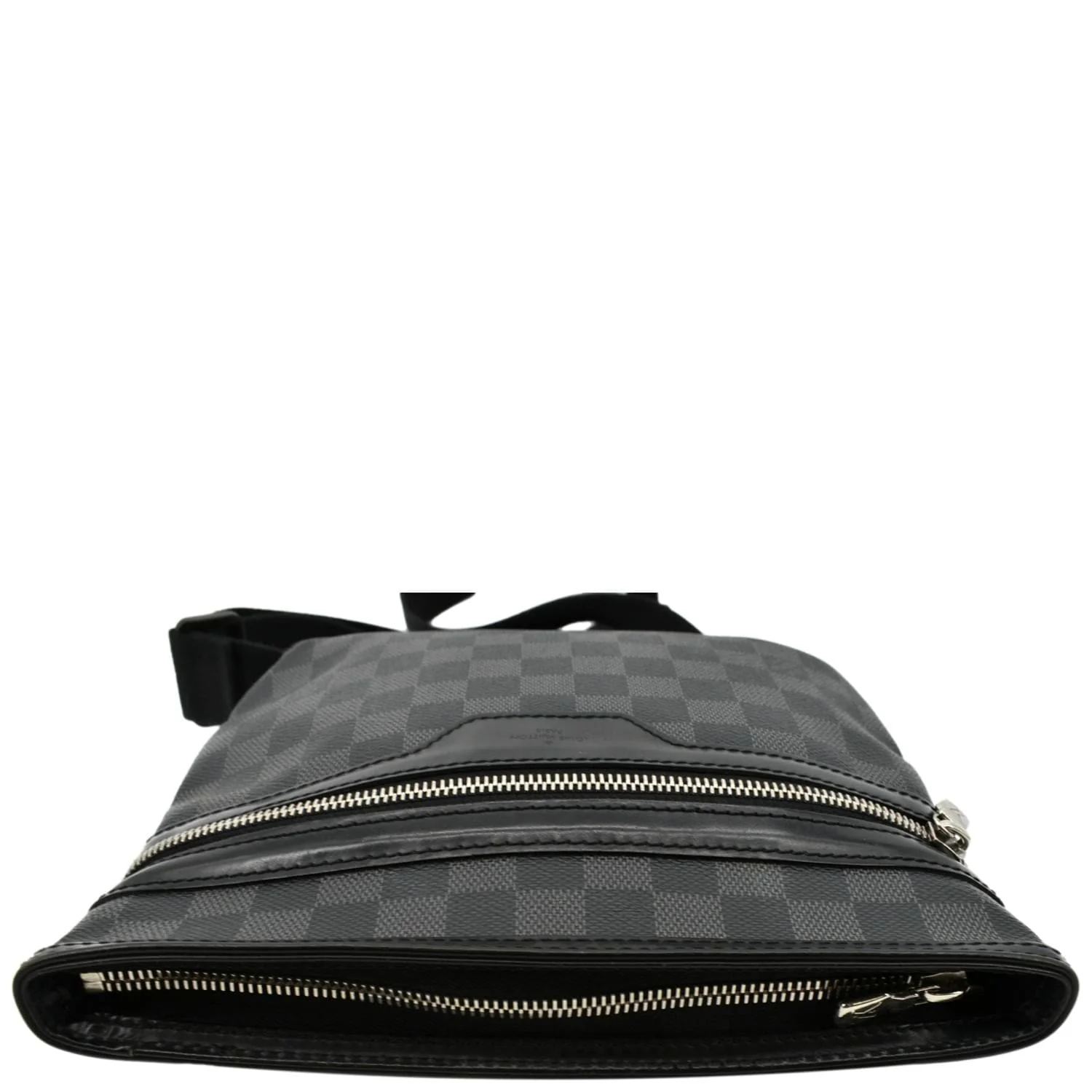 LOUIS VUITTON Bosphore Pochette Damier Graphite Messenger Bag Black - Image 5