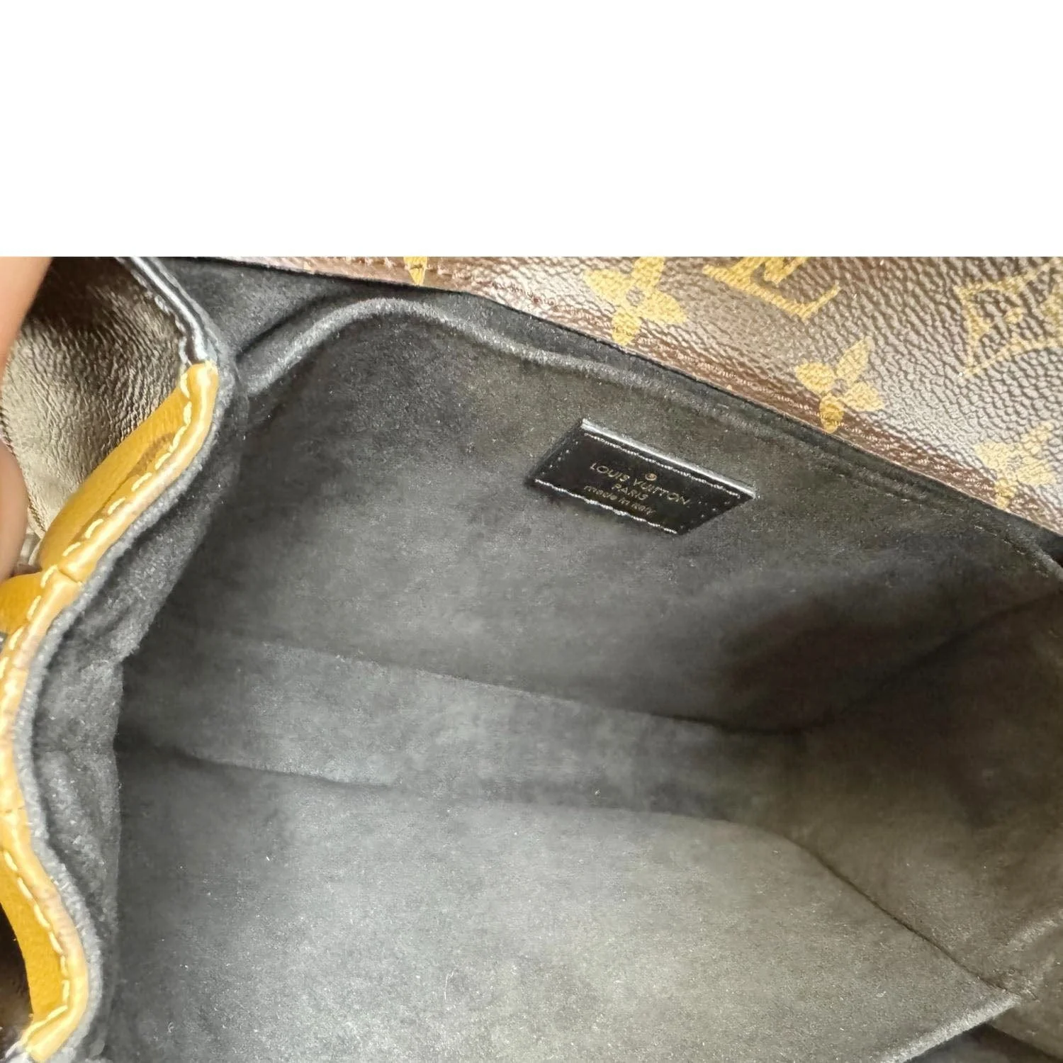 LOUIS VUITTON Metis Pochette Brogue Reverse Monogram Shoulder Bag Black - Image 10