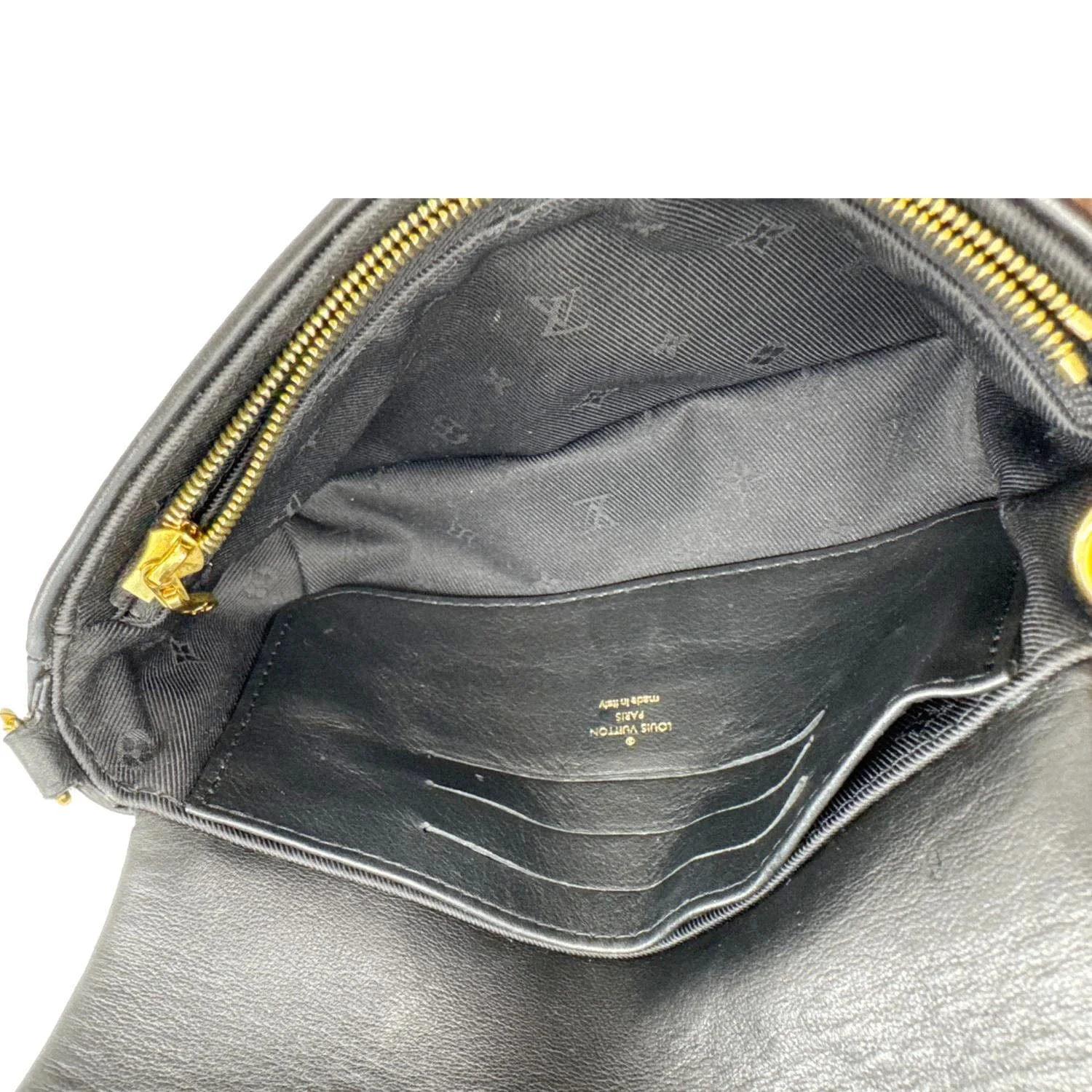 LOUIS VUITTON Calfskin Bubblegram Leather Wallet on Strap Bag Black - Image 10