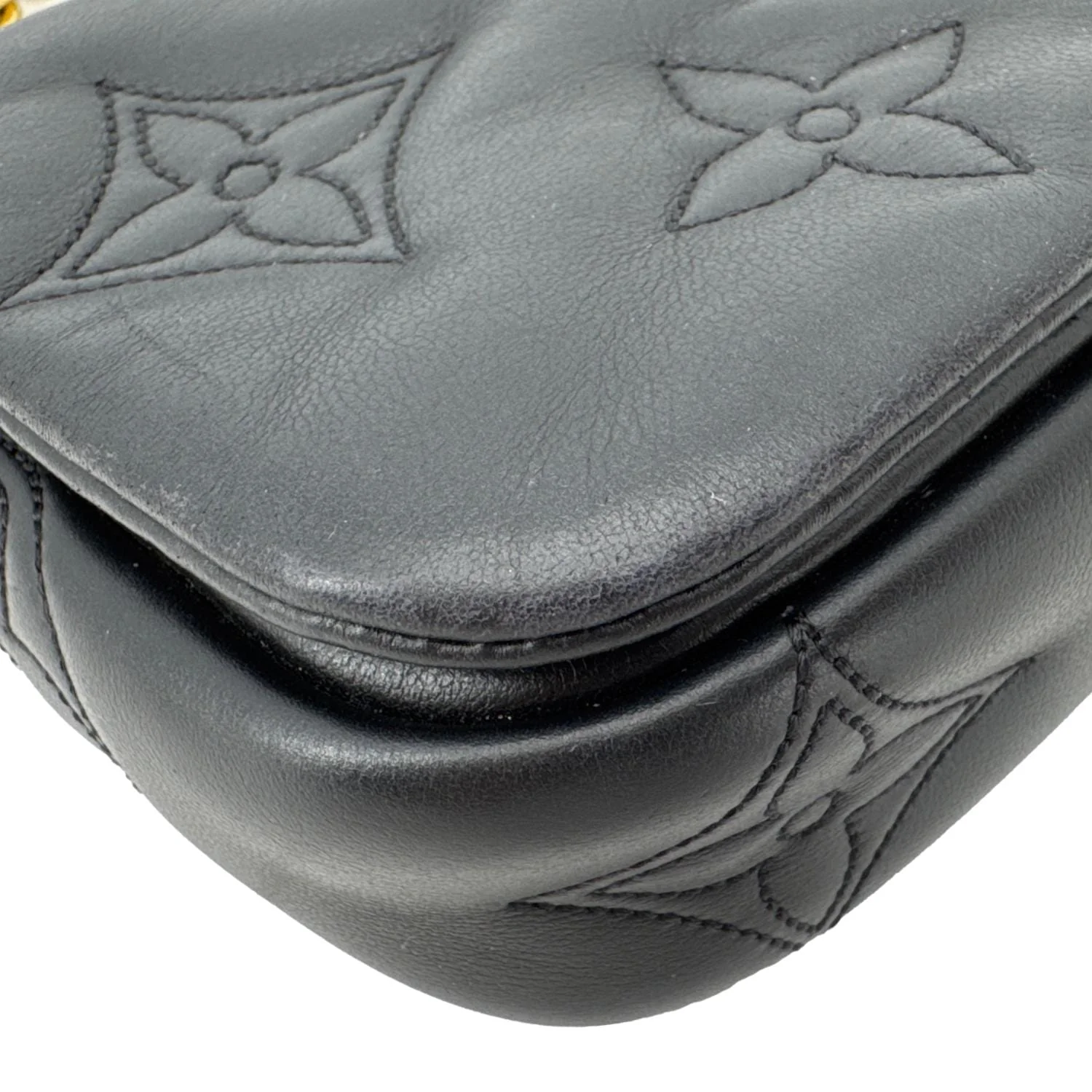 LOUIS VUITTON Calfskin Bubblegram Leather Wallet on Strap Bag Black - Image 8