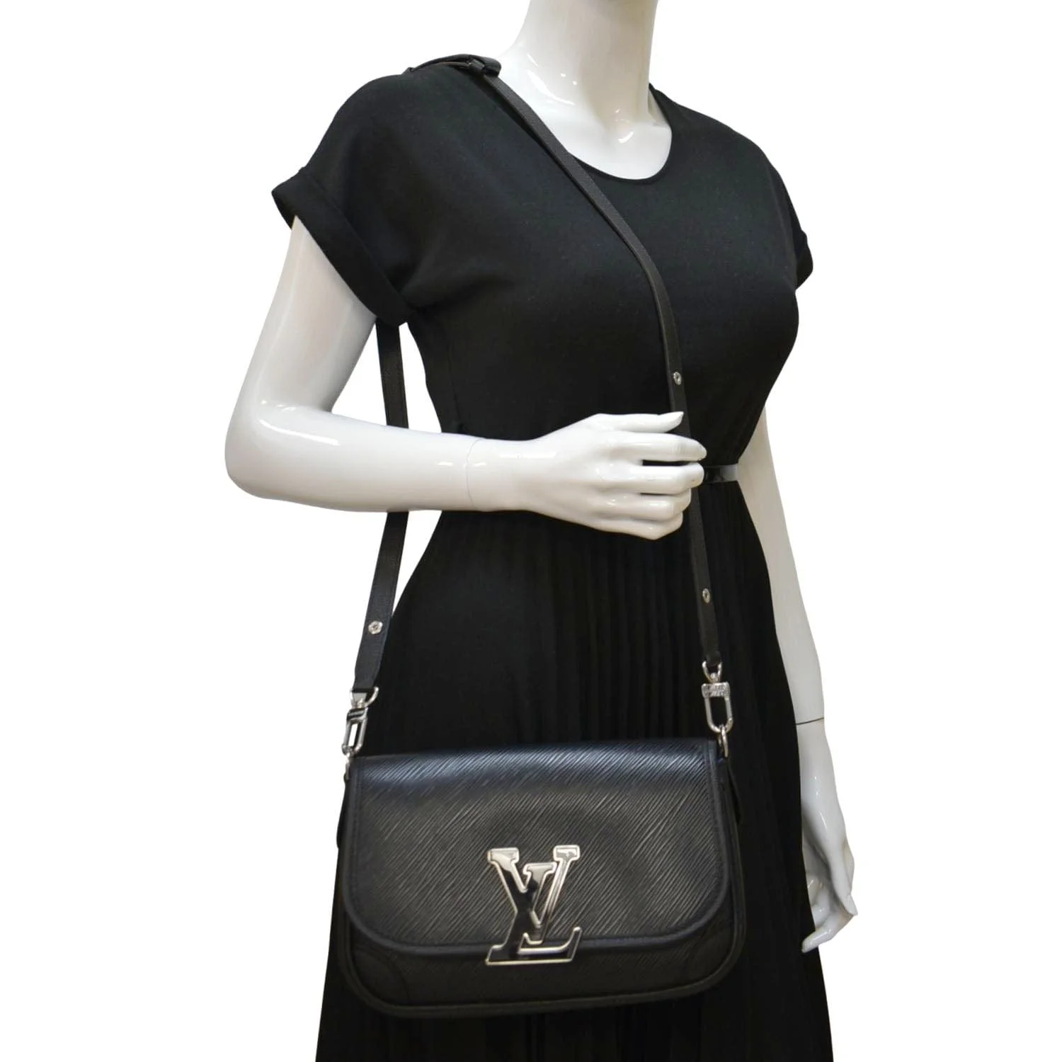 LOUIS VUITTON Buci Epi Grained Leather Shoulder Bag Black - Image 2