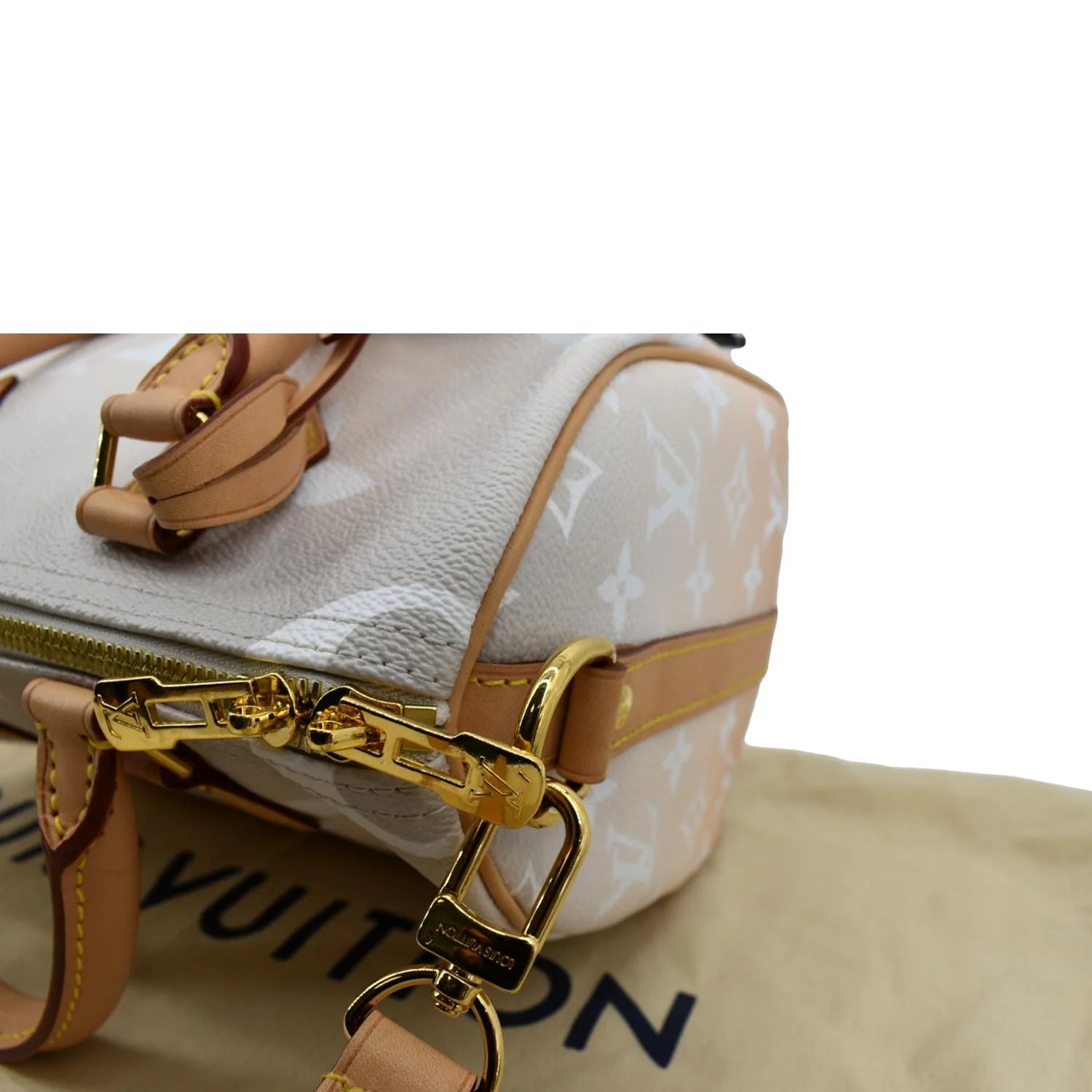LOUIS VUITTON Speedy Bandouliere 25 By The Pool Giant Monogram Shoulder Bag Brume - Image 5