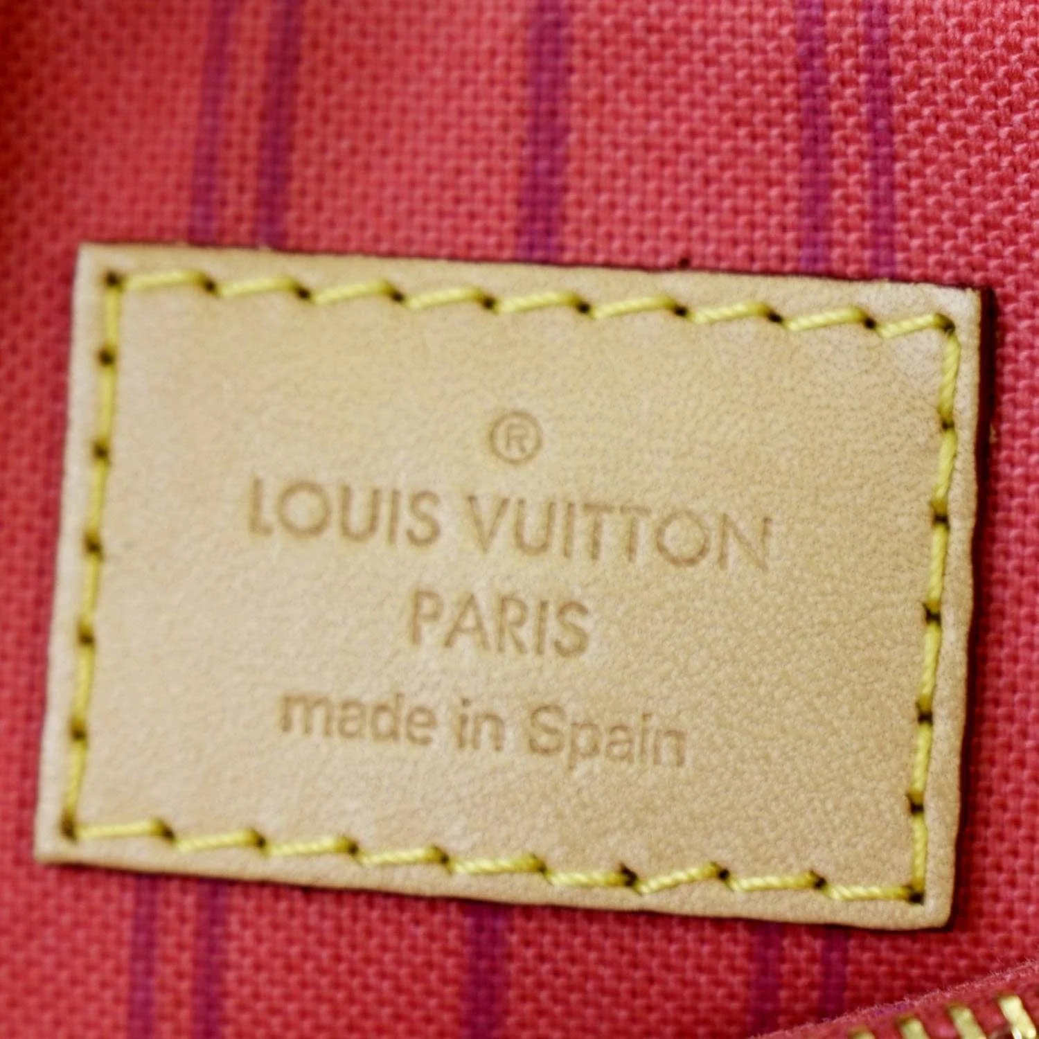 LOUIS VUITTON Calvi Damier Azur Shoulder Bag White - Image 13