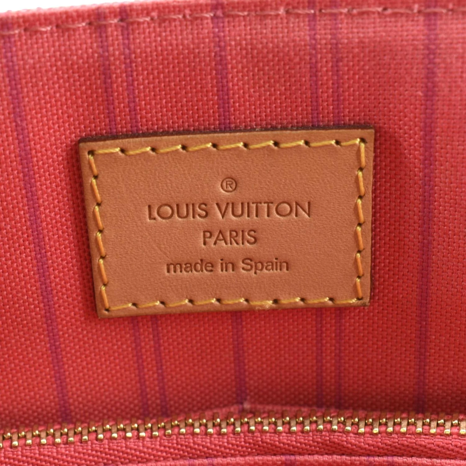 LOUIS VUITTON Calvi Damier Azur Shoulder Bag White - Image 11