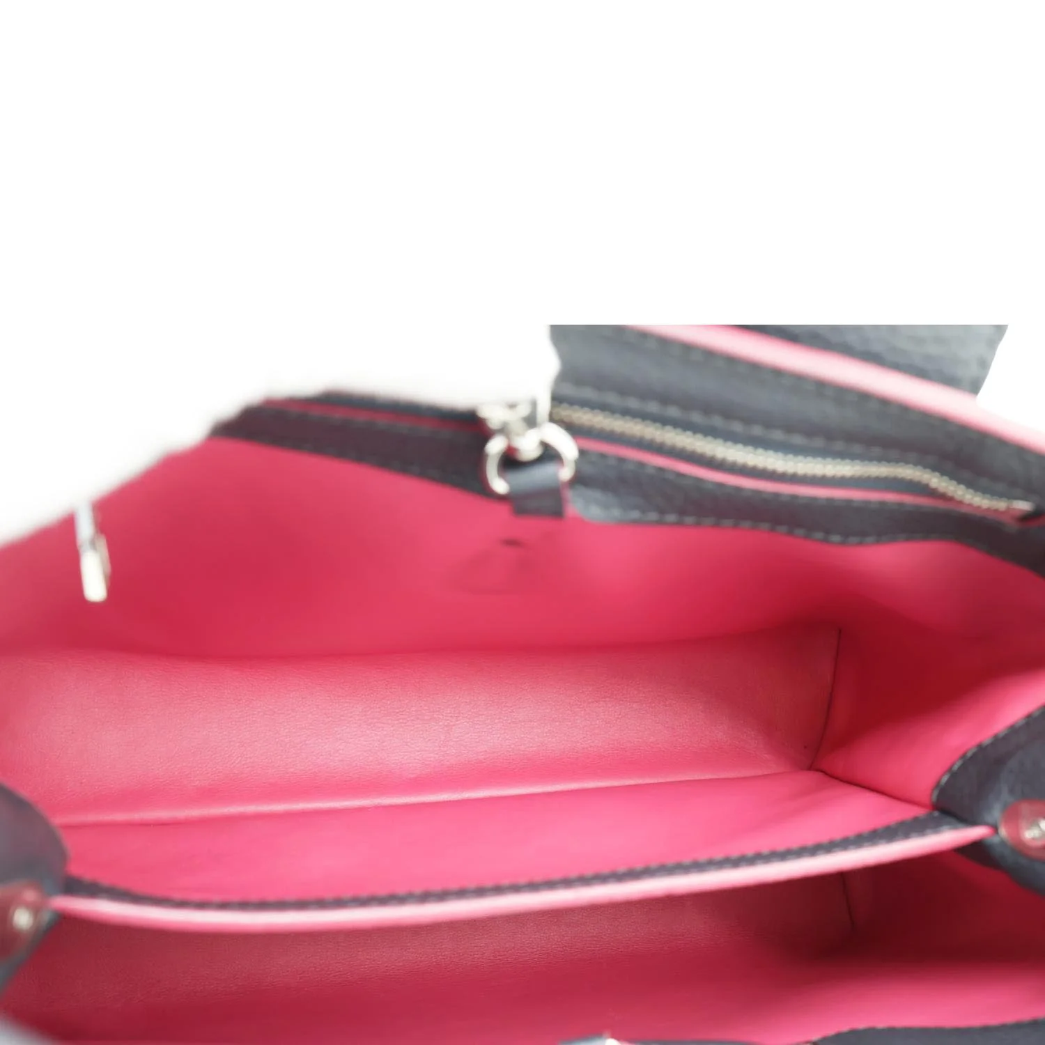 LOUIS VUITTON Capucines PM Taurillon Leather Shoulder Bag Black - Image 12