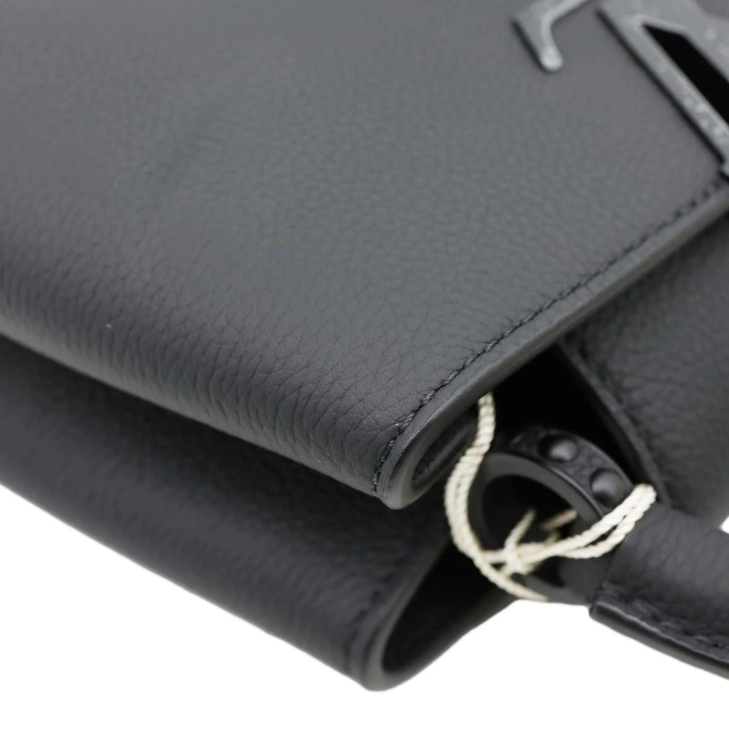 LOUIS VUITTON Capucines East-West Mini Matte Taurillon Leather Crossbody Bag Black - Image 6