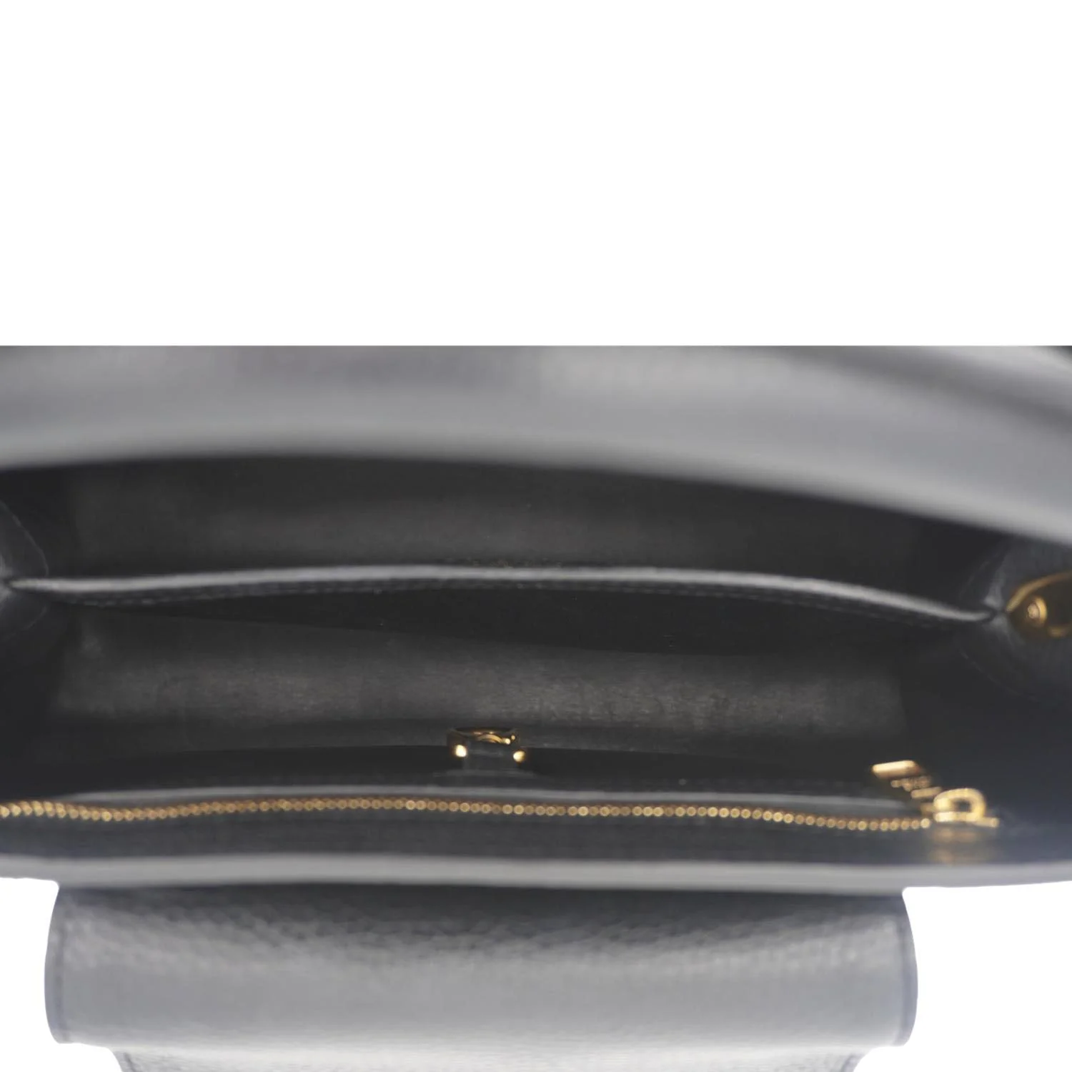 LOUIS VUITTON Capucines PM Mechanical Flower Taurillon Leather Shoulder Bag Black - Image 15