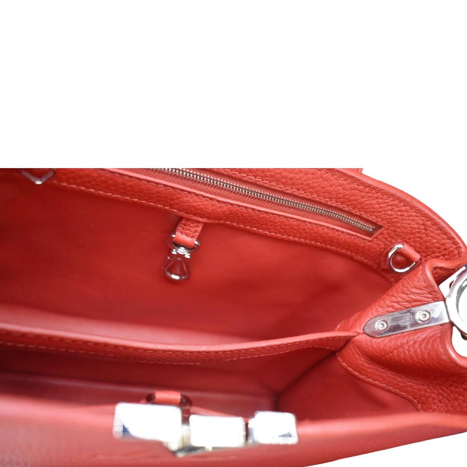 LOUIS VUITTON Capucines MM Taurillon Leather Satchel Bag Red - Image 15