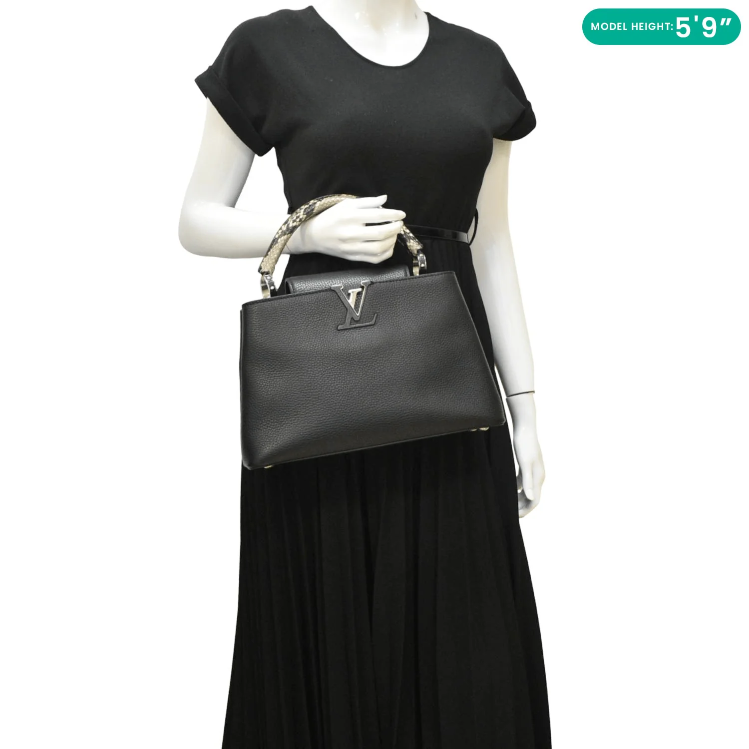 LOUIS VUITTON Capucines MM Taurillon Leather Shoulder Bag Black - Image 2