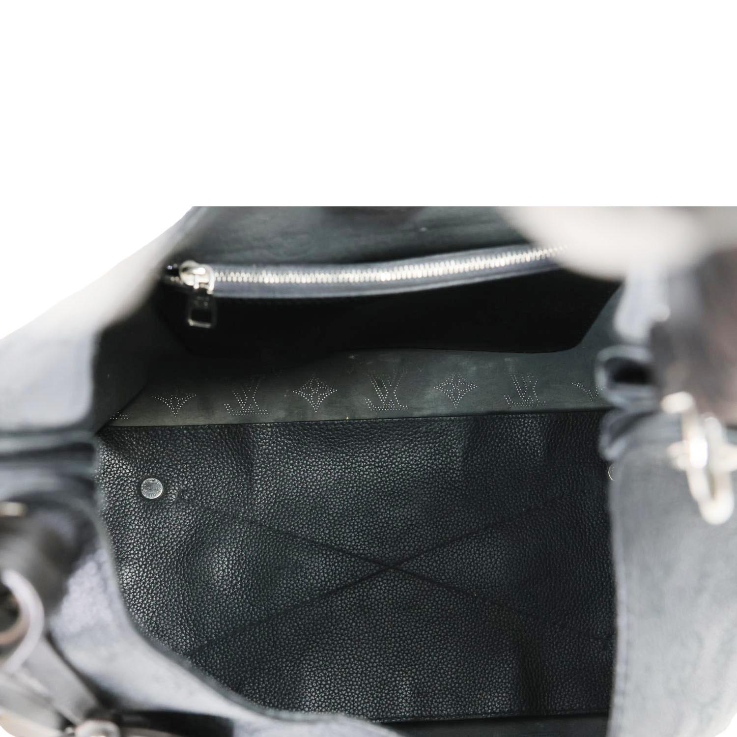 LOUIS VUITTON Carmel Mahina Leather Hobo Bag Black - Image 15