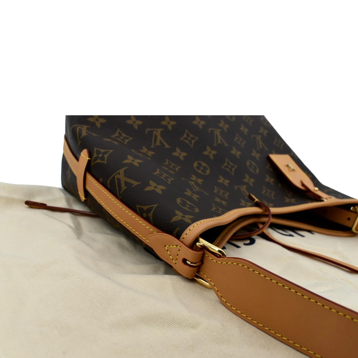 LOUIS VUITTON Carryall PM Monogram Canvas Shoulder Bag Brown - Image 6