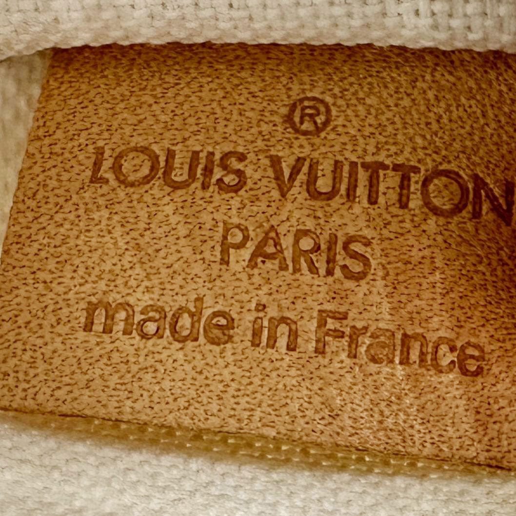 LOUIS VUITTON Multi Pochette Accessories Mini By the Pool Chain Clutch Bag Brume - Image 17