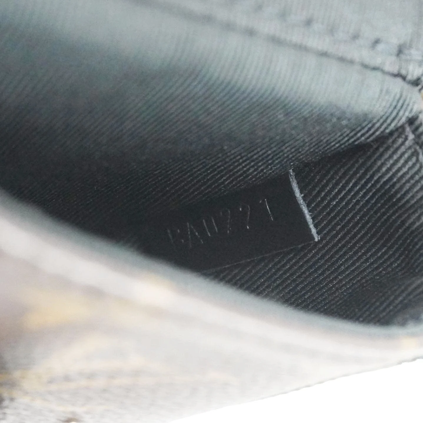 LOUIS VUITTON Christopher Monogram Macassar Bumbag Brown - Image 16
