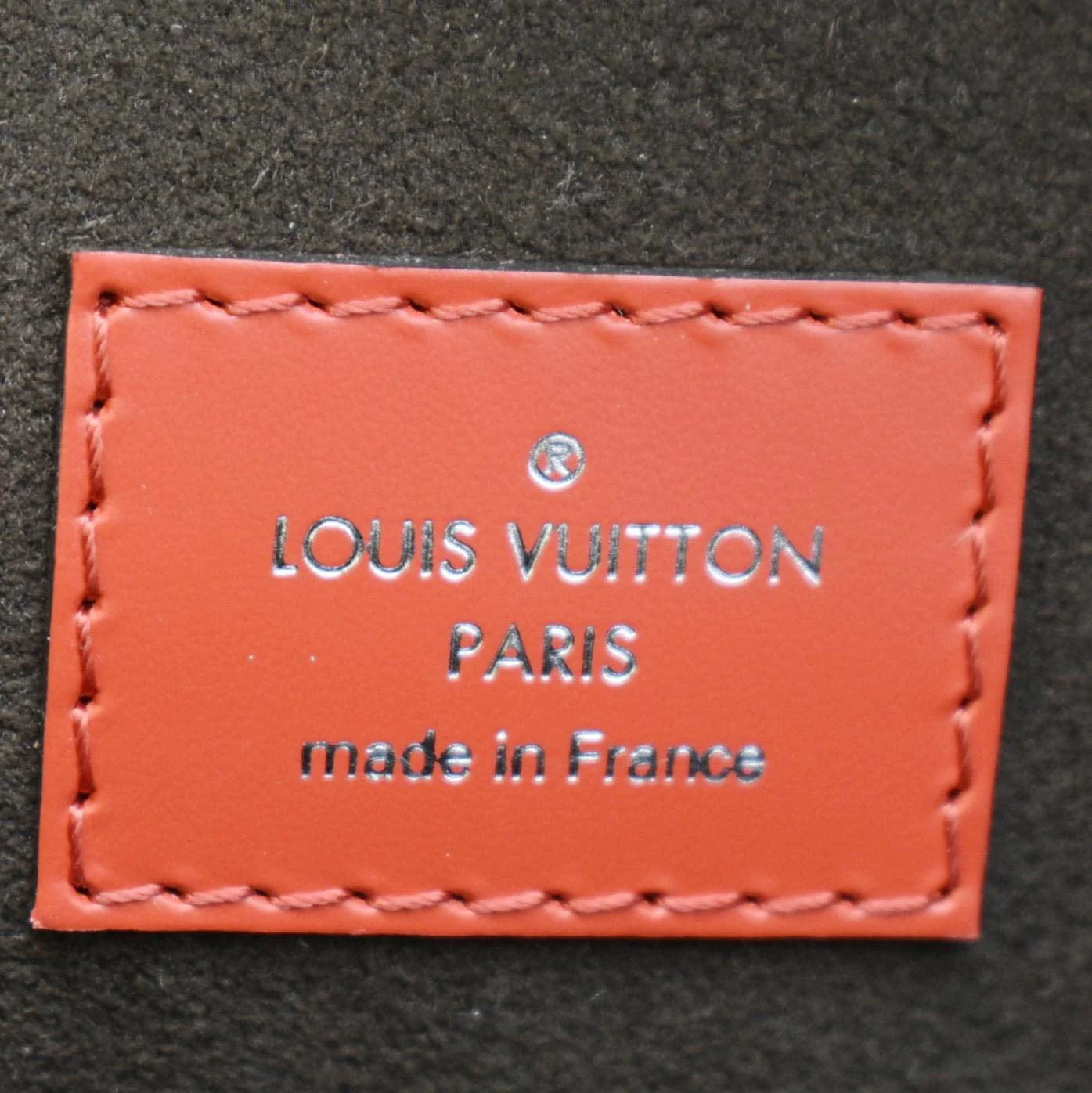 LOUIS VUITTON Cluny MM Epi Leather Shoulder Bag Red - Image 12