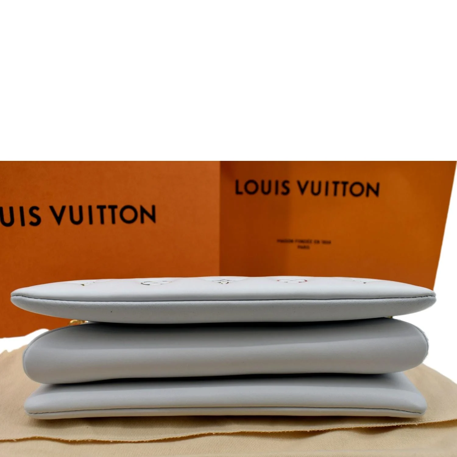 LOUIS VUITTON Coussin PM Monogram Embossed Leather Shoulder Bag White - Image 9