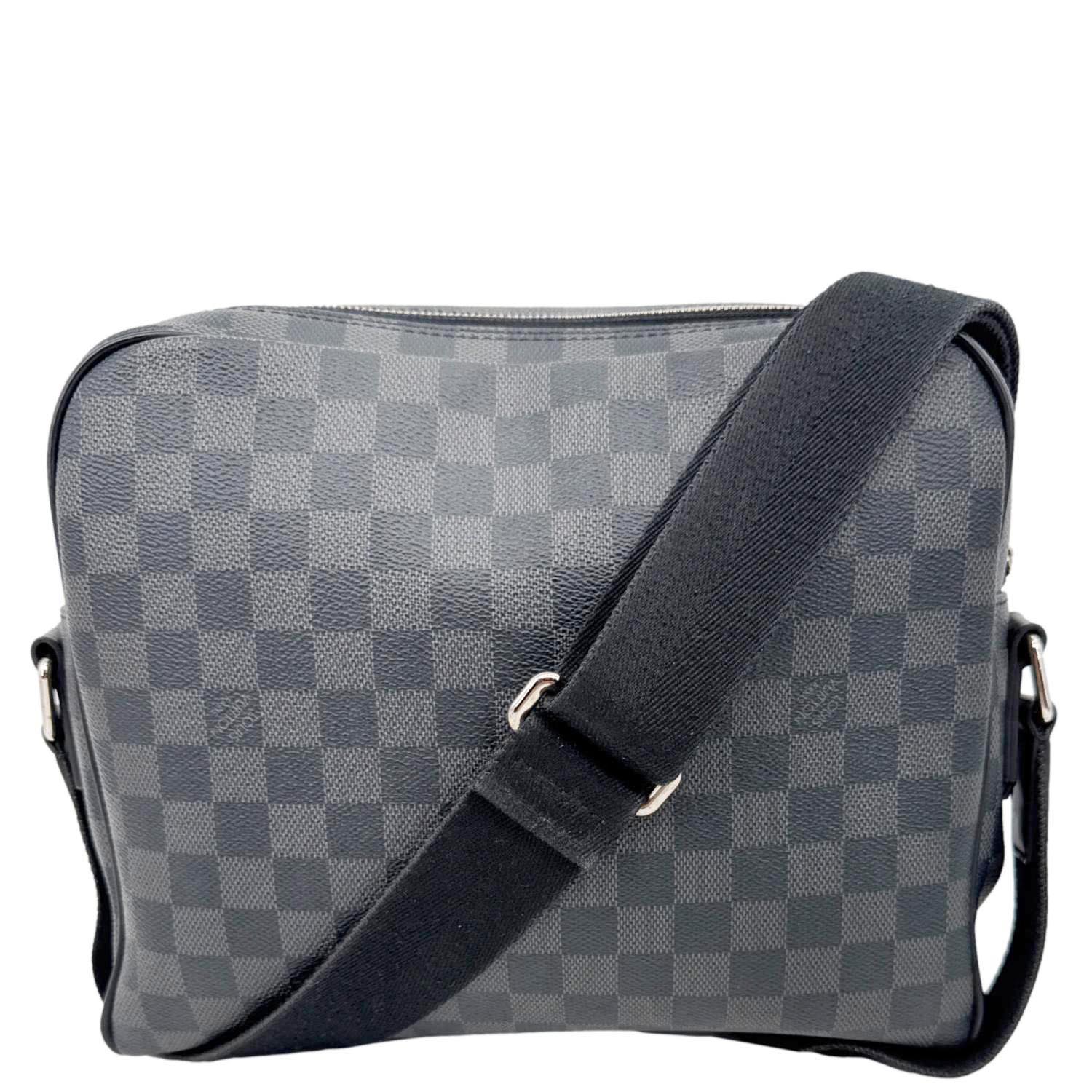 LOUIS VUITTON Dayton Reporter PM Damier Graphite Crossbody Bag Black - Image 4