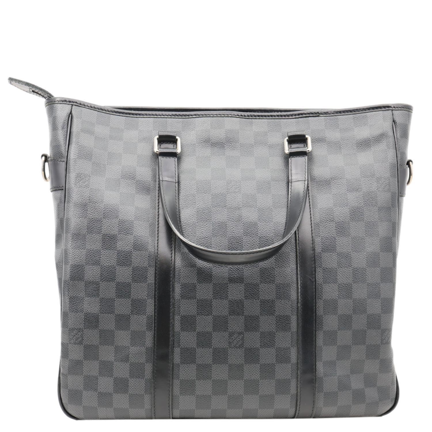 LOUIS VUITTON Tadao Damier Graphite Shoulder Bag Black - Image 4
