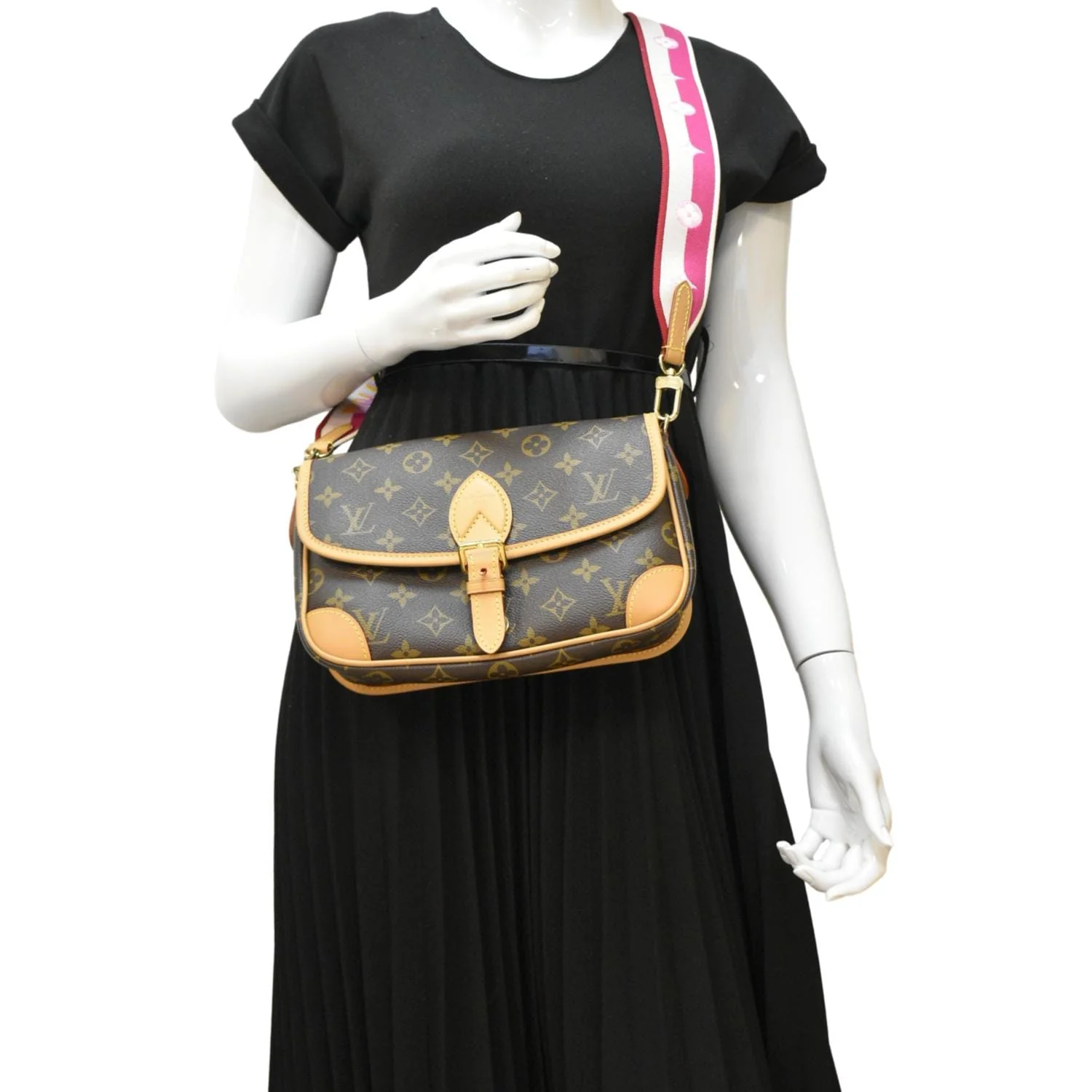LOUIS VUITTON Diane Monogram Canvas Crossbody Bag Brown - Image 2