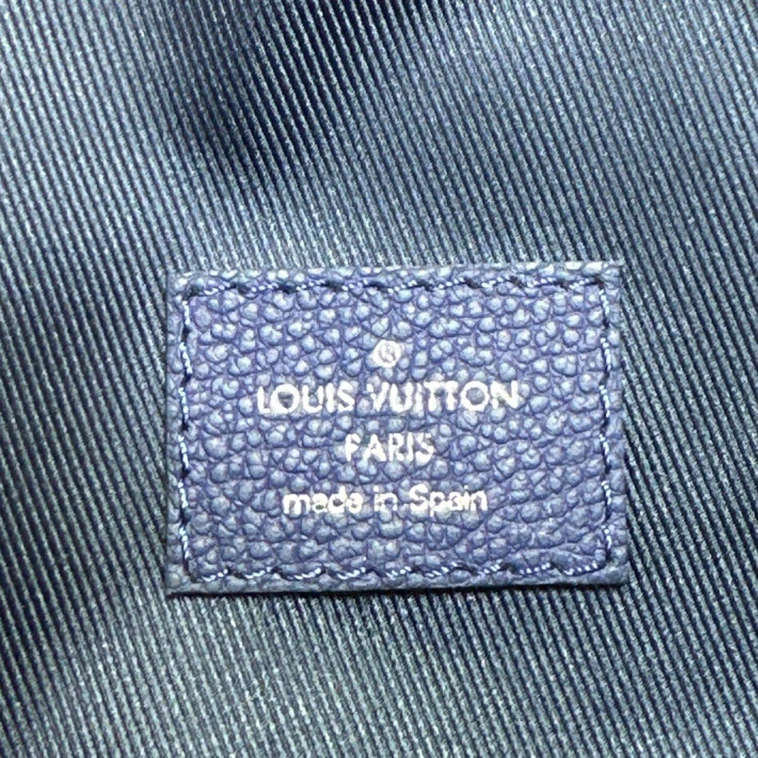 LOUIS VUITTON Discovery PM Monogram Bandana Canvas Bumbag Blue - Image 12