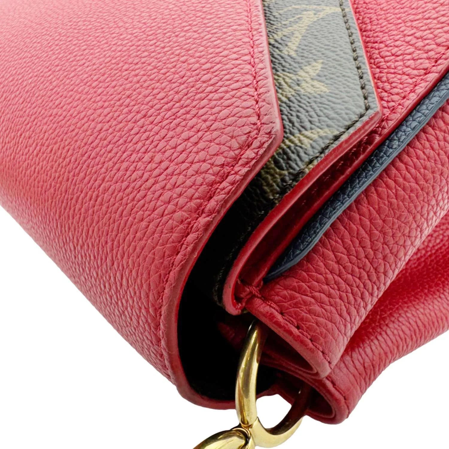 LOUIS VUITTON Double V Grained Leather Monogram Shoulder Bag Rubis - Image 10