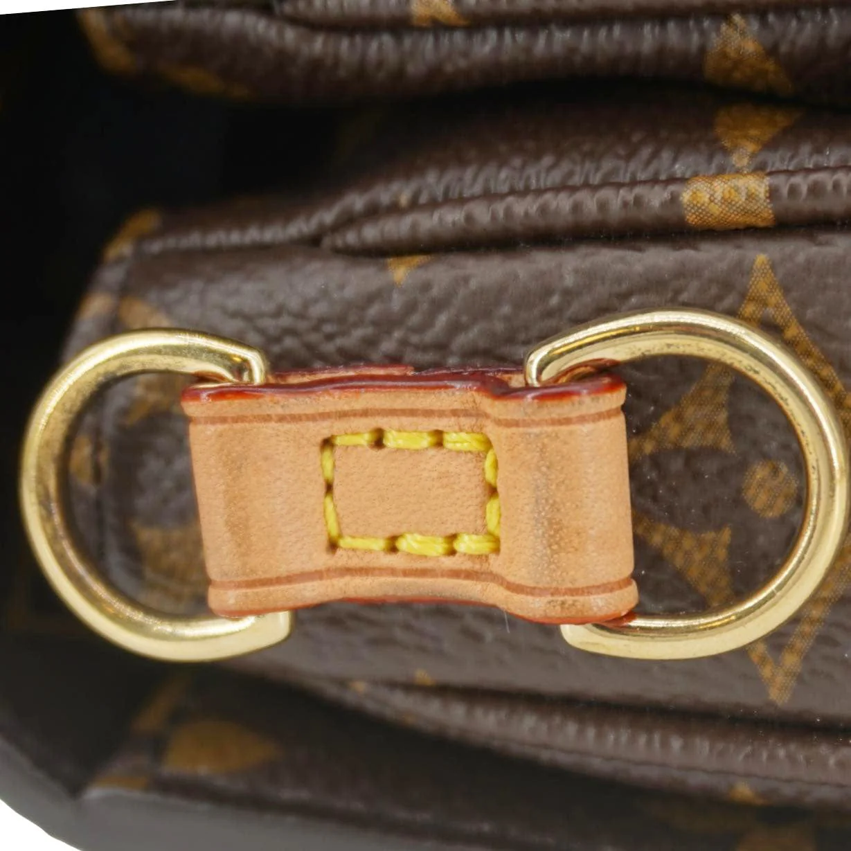 LOUIS VUITTON Metis East West Pochette Monogram Canvas chain Shoulder Bag Brown - Image 12