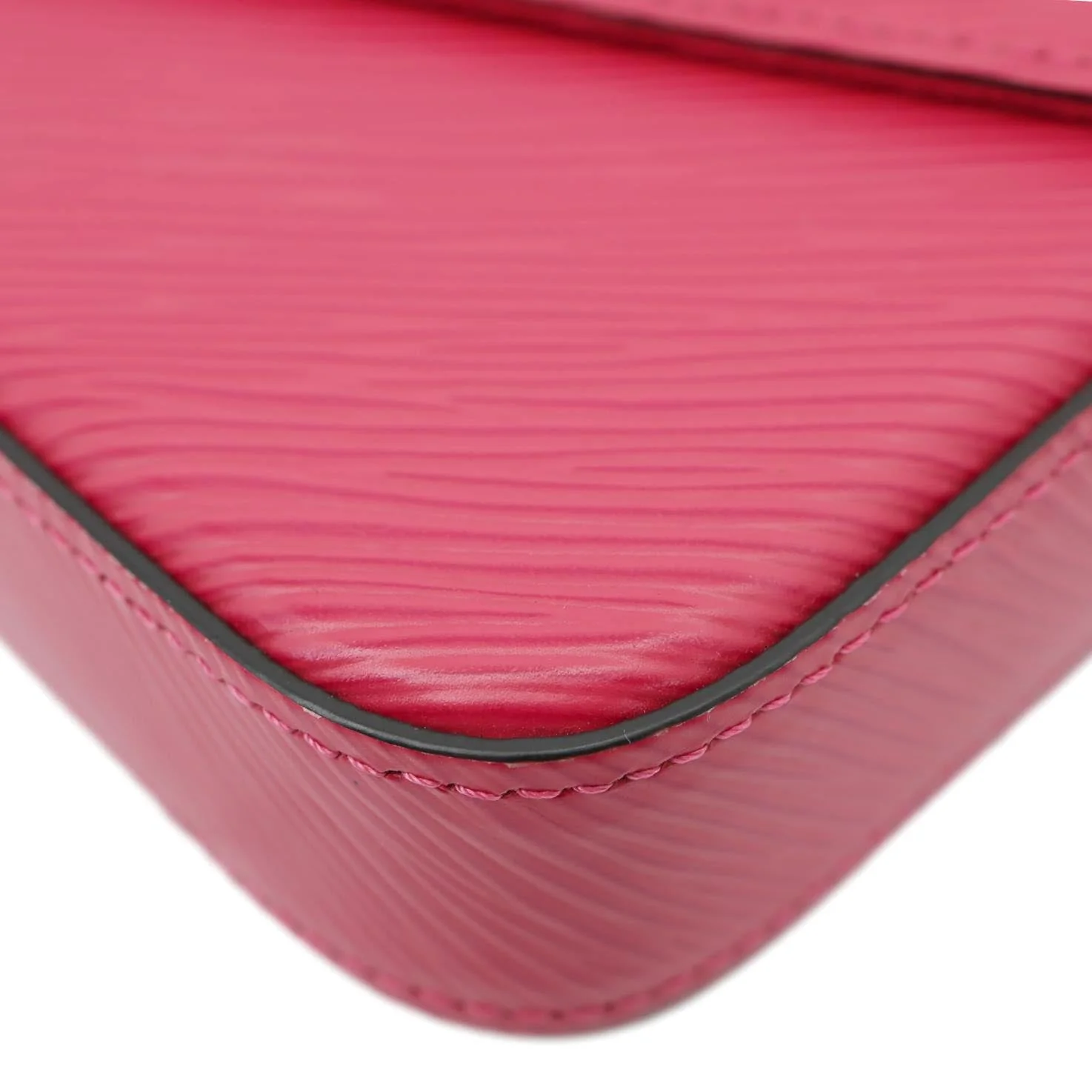 LOUIS VUITTON Felicie Pochette Easter Bunny Epi Leather Crossbody Bag Pink - Image 9