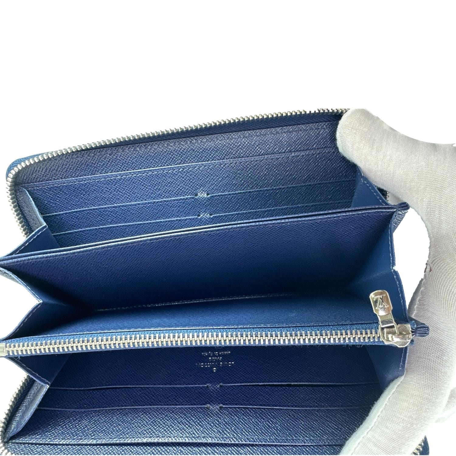 LOUIS VUITTON Epi Leather Zippy Wallet Indigo - Image 9