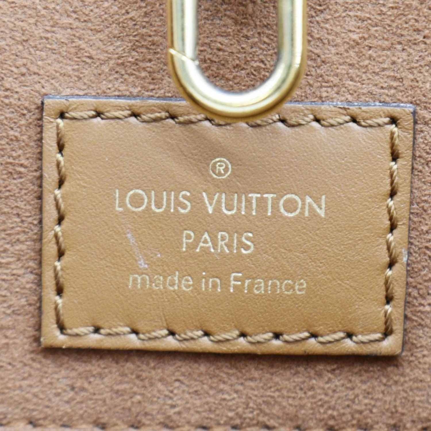LOUIS VUITTON Fold MM Monogram Canvas Tote  Bag Red - Image 11