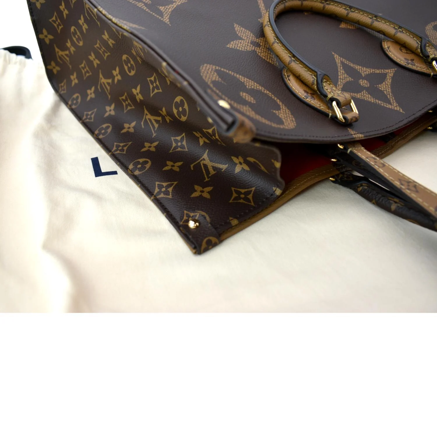 LOUIS VUITTON Onthego GM Giant Monogram Canvas Tote Shoulder Bag Brown - Image 6