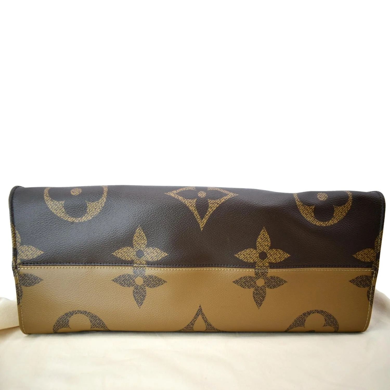 LOUIS VUITTON Onthego GM Giant Monogram Canvas Tote Shoulder Bag Brown - Image 9