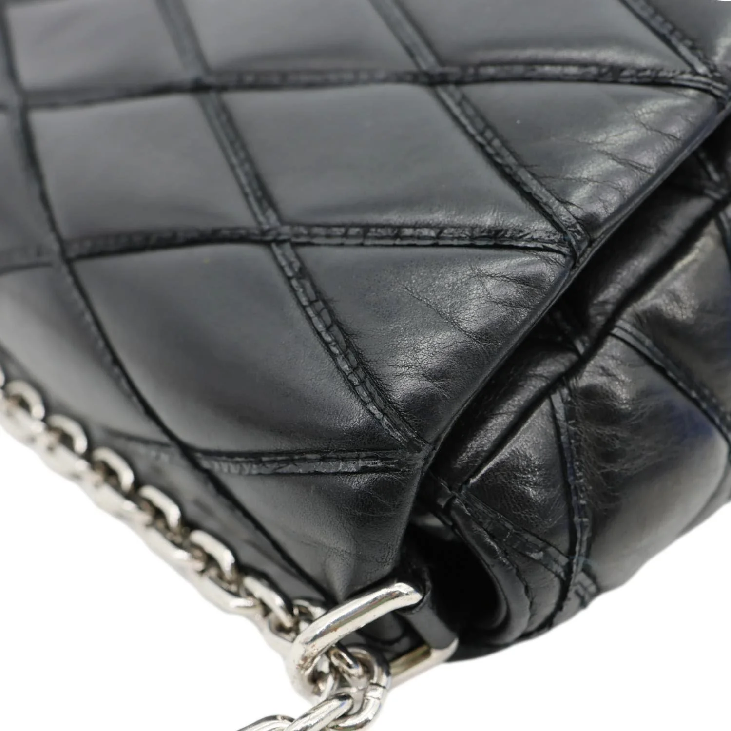 LOUIS VUITTON GO-14 MM Malletage Quilted Lambskin Leather Crossbody Bag Black - Image 6