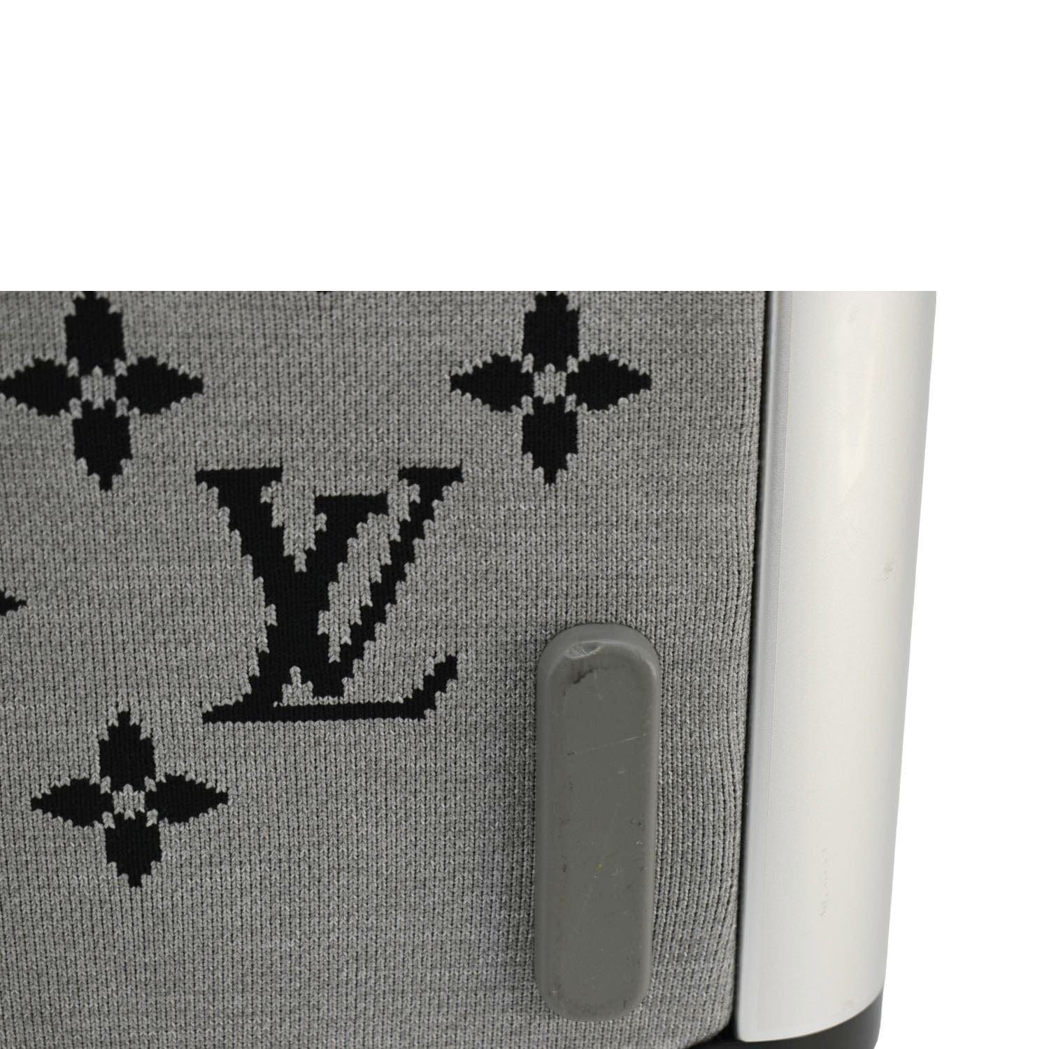 LOUIS VUITTON Horizon Soft 55 Jacquard knit Rolling Duffle Bag Grey - Image 13