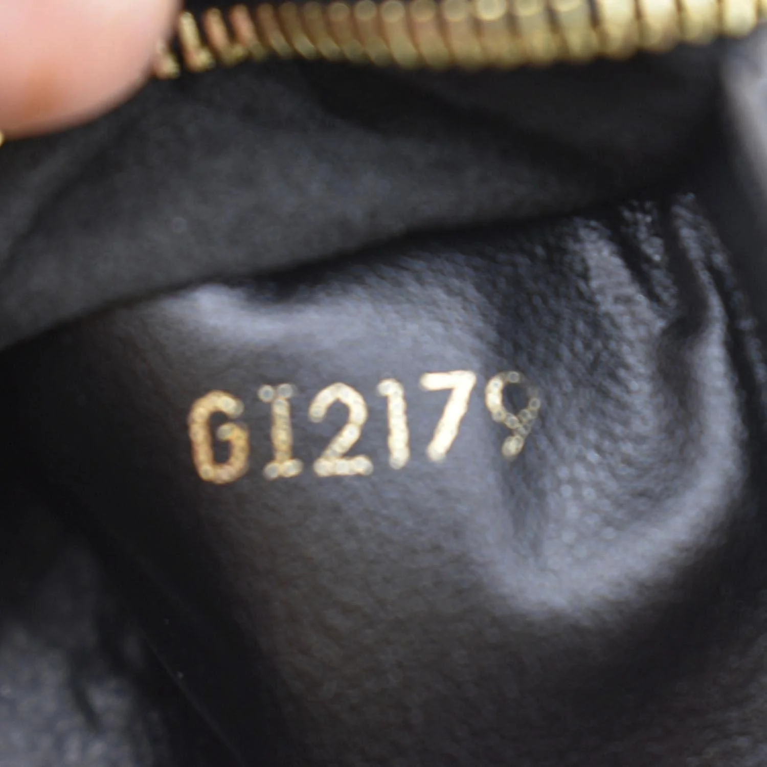LOUIS VUITTON Double Zip Jungle Pochette Giant Monogram Leather Crossbody Bag Black - Image 13