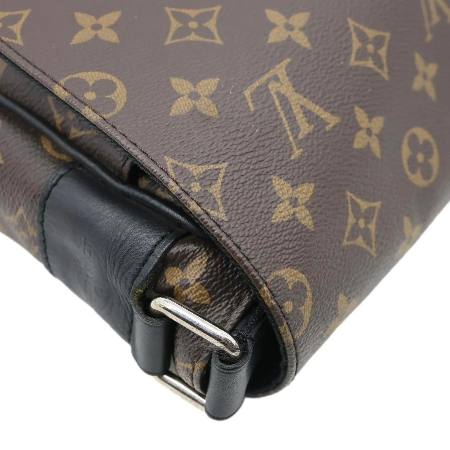 LOUIS VUITTON Christopher Monogram Macassar Messenger Bag Black - Image 5