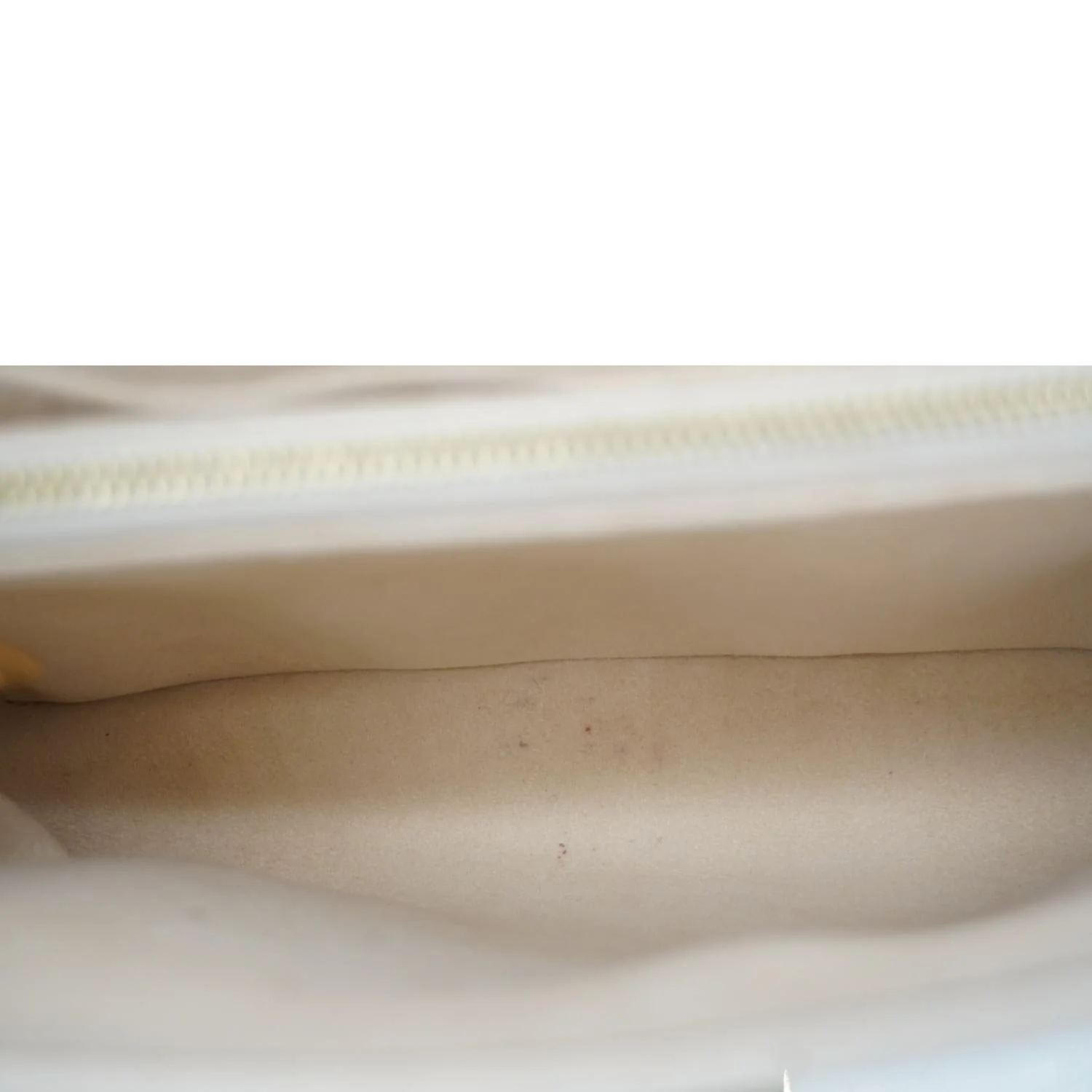 LOUIS VUITTON Madeleine MM Monogram Empreinte Leather Top Handle Bag White - Image 12