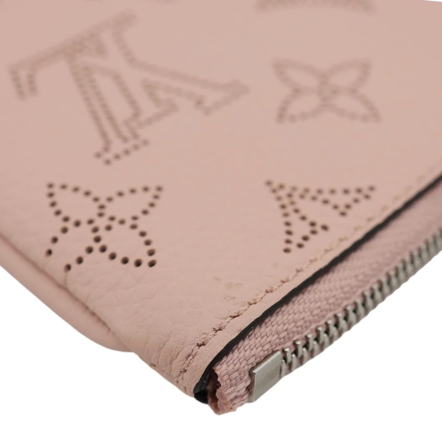 LOUIS VUITTON Mahina Leather Key Pouch Wallet Magnolia - Image 7