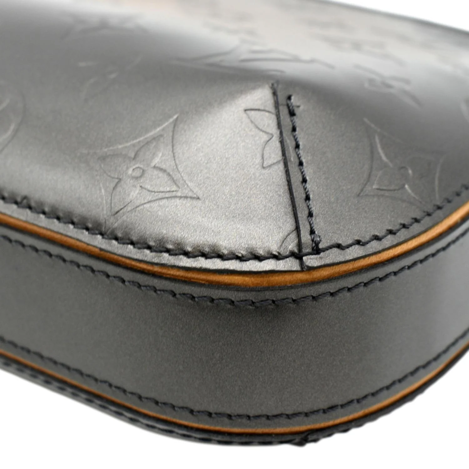 LOUIS VUITTON Pochette Accessoires Monogram Mat Fowler Pouch Bag Black - Image 7