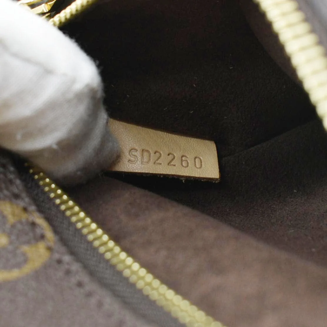 LOUIS VUITTON Metis Pochette Monogram Canvas Crossbody Bag Brown - Image 17